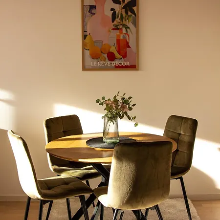 Lisame Airport Apartment *